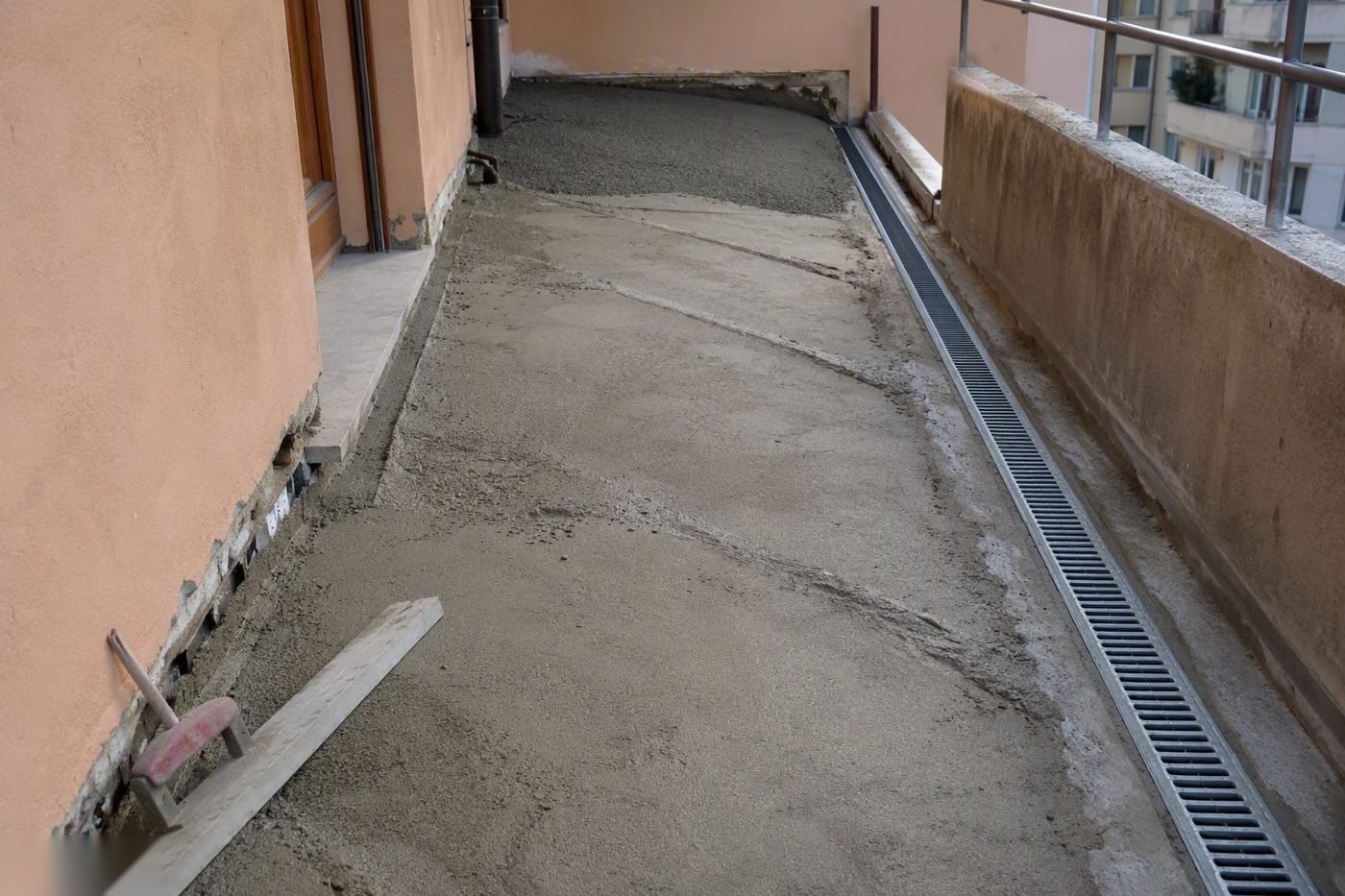 Drenaggio e Pendenze Terrazzo nel Rhodense — intervento di Rifacimento Terrazzo Rho